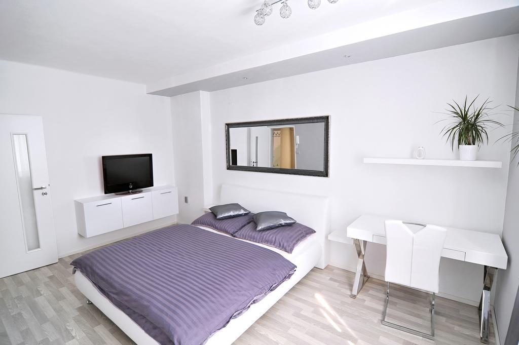 Avax Apartment Liberec Bagian luar foto